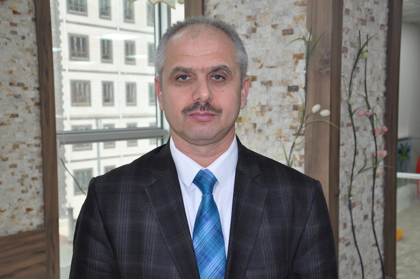 "Çocuklarımıza dini eğitim çok küçük yaşlarda verilmeli" "Çocuklarımıza dini eğitim çok küçük yaşlarda verilmeli"